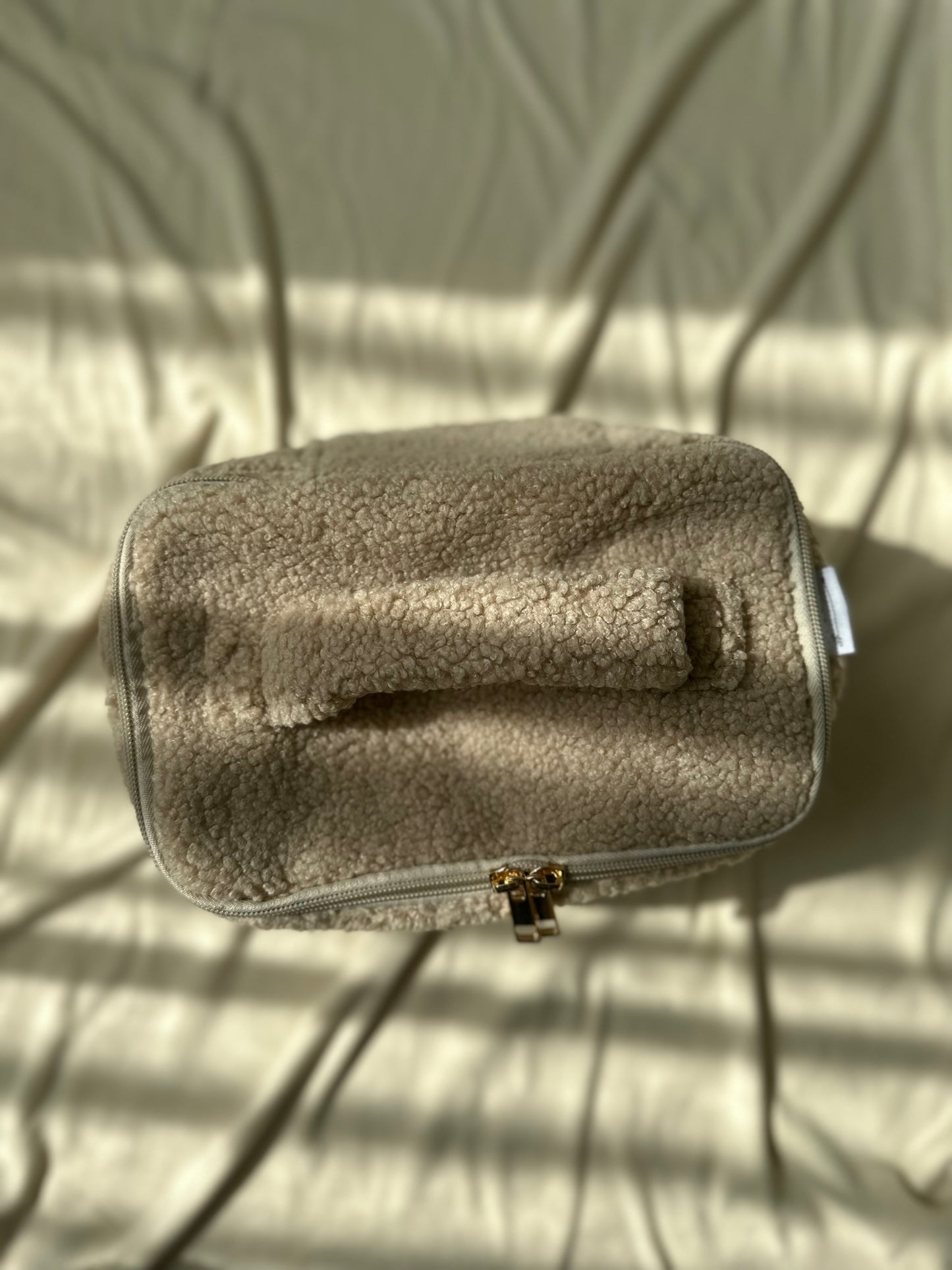teddy toiletry bag