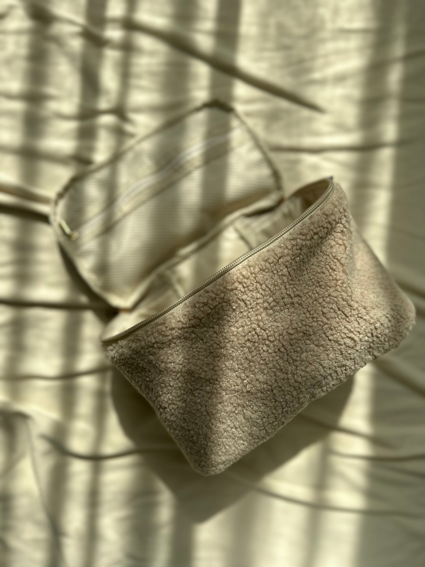 teddy toiletry bag